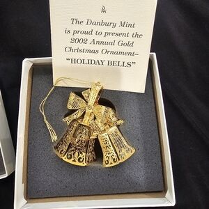 2002 Danbury Mint Annual Gold Christmas Ornament  HOLIDAY BELLS